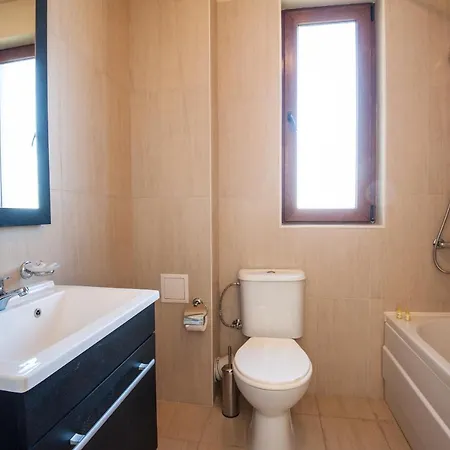 Lighthouse Golf Complex&villas Apartment Balchik