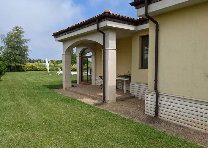 Lighthouse Golf Complex&villas Apartment *